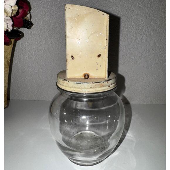 Vintage Nut Grinder Chopper with Glass Jar & Hand Crank Floral Top - Picture 5 of 8